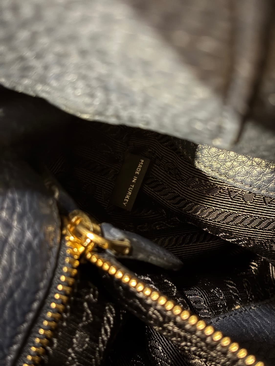 프라다 비텔로 다이노 호보백 네이비 가방 상품이미지9