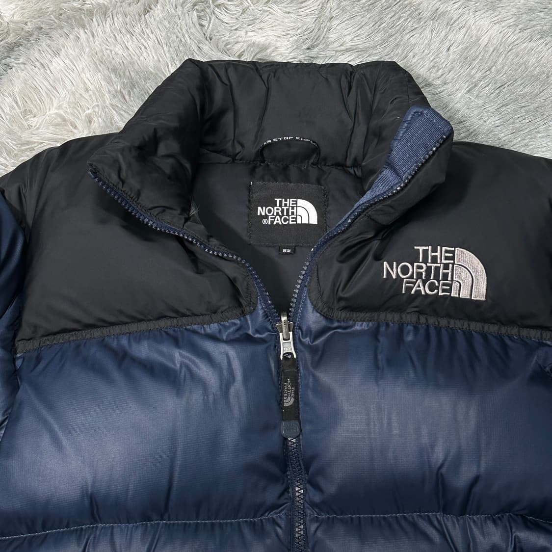 노스페이스 700 눕시 다크네이비 숏패딩 xs 상품이미지2