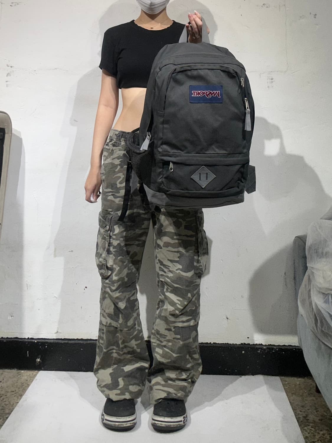 잔스포츠 그레이 백팩 가방 상품이미지2