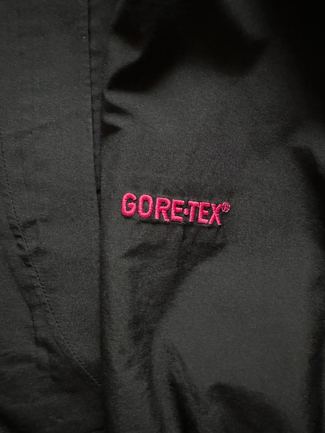 노스페이스 프리지어 고어텍스 투웨이 바람막이 자켓 우먼 상품이미지2