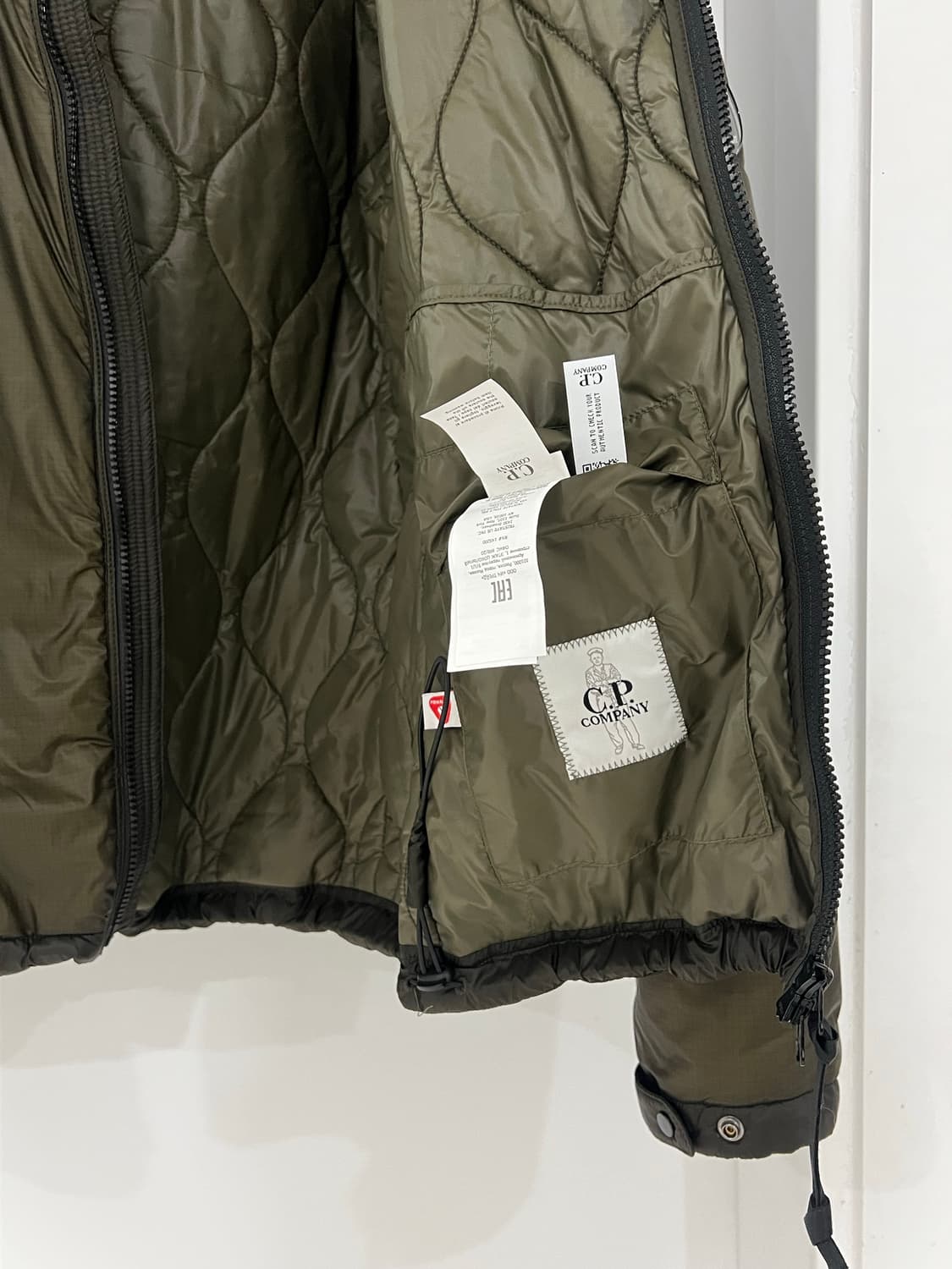 C.P.Company OutLline Padded Jacket 상품이미지7
