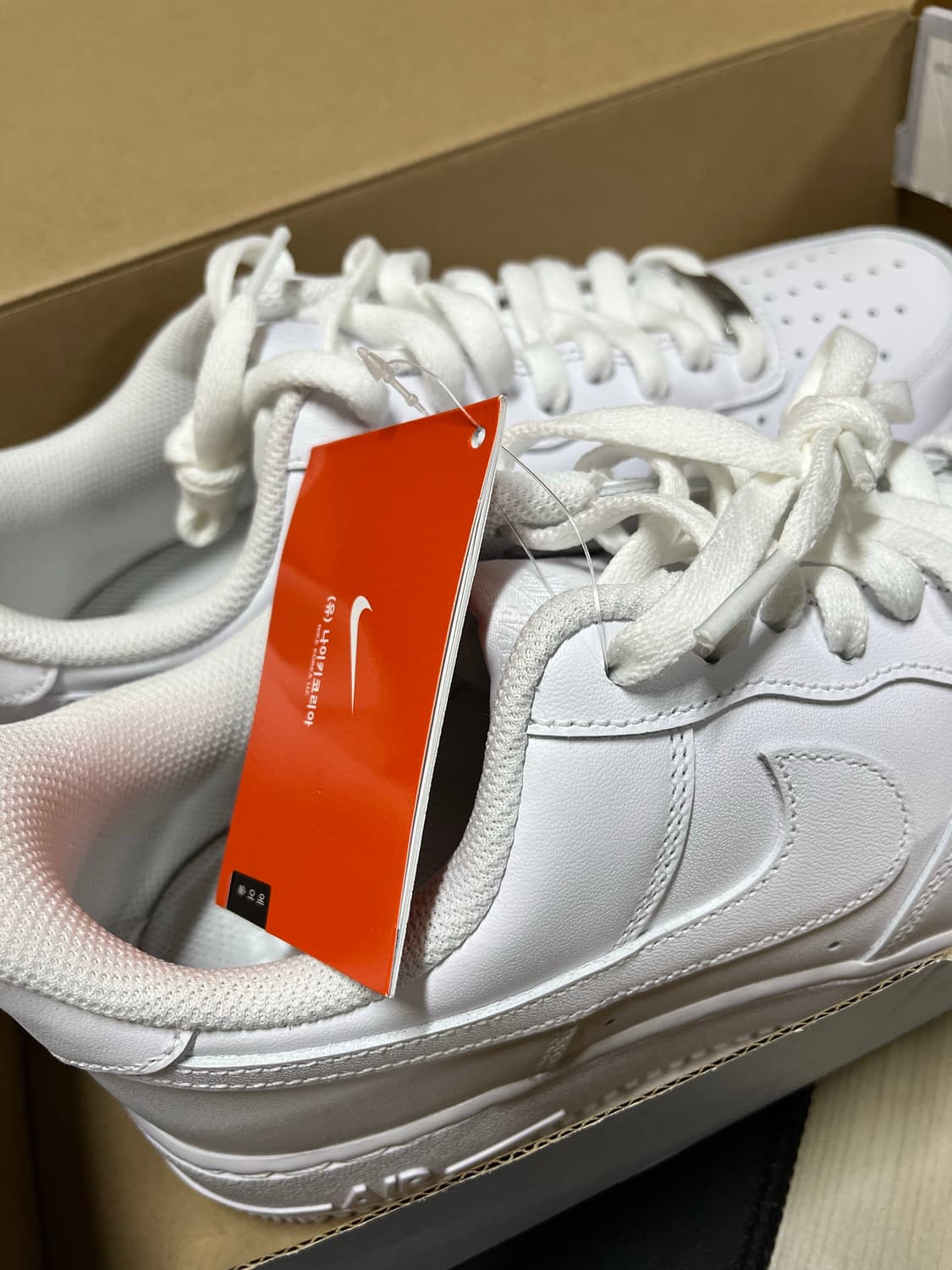 나이키 에어포스 270 상품이미지2