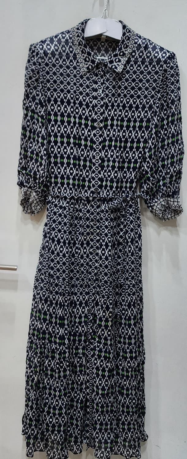 아떼바네사브루노 롱원피스 단추형38 새거급 상품이미지1