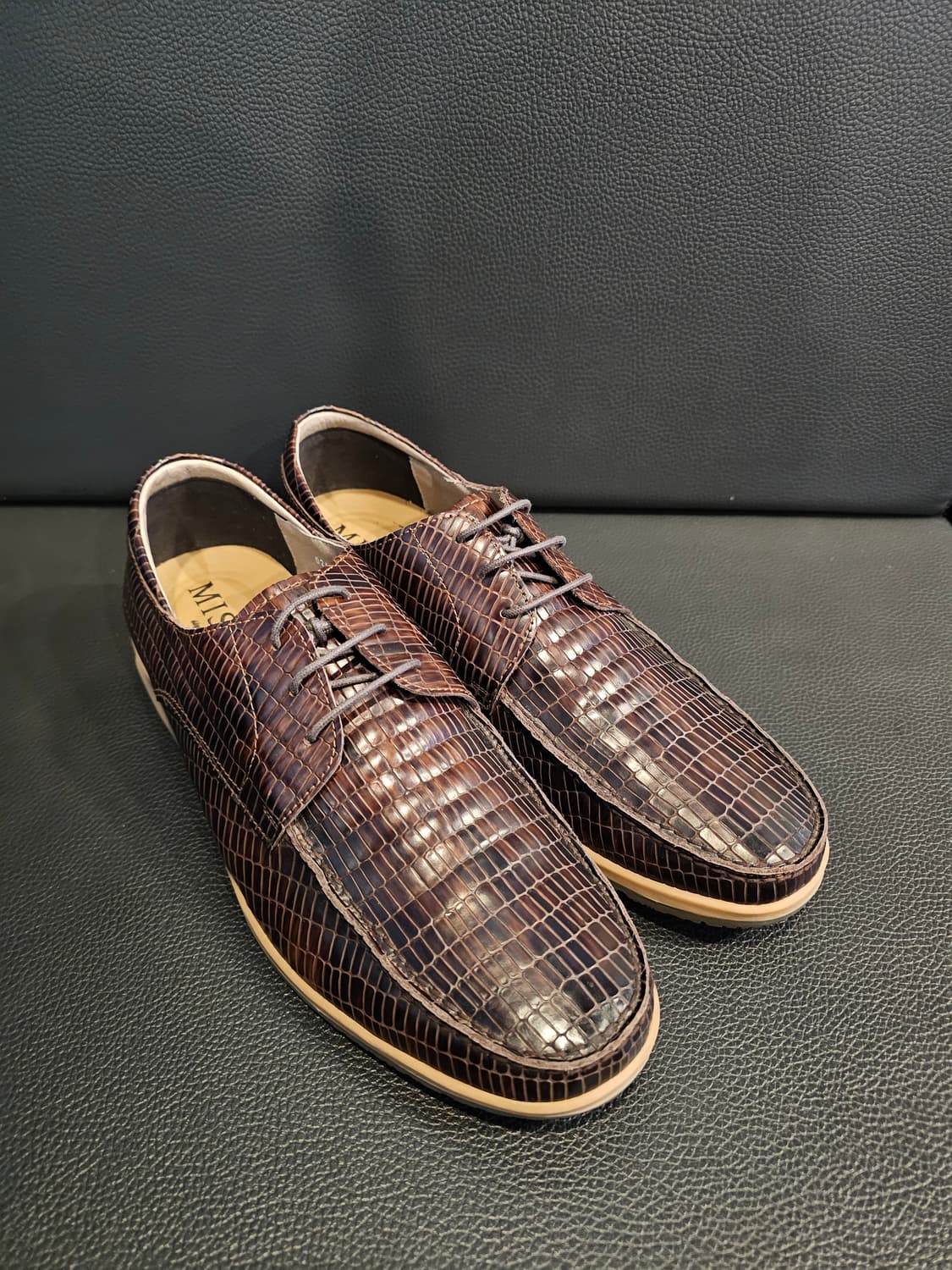 미소페 악어가죽 패턴 스니커즈 캐쥬얼구두 상품이미지2