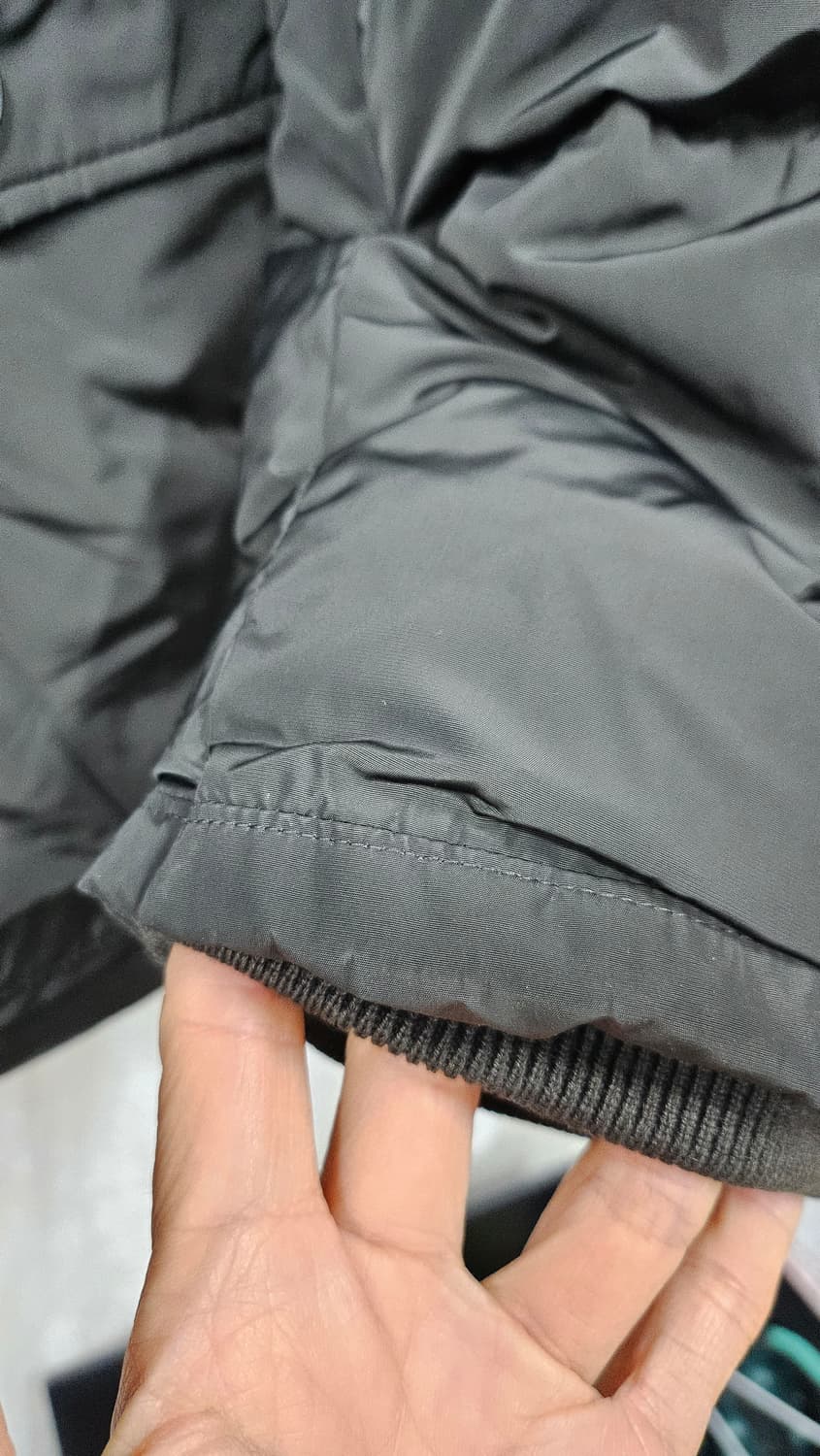 217.헤지스 카키 후드 패딩  상품이미지5