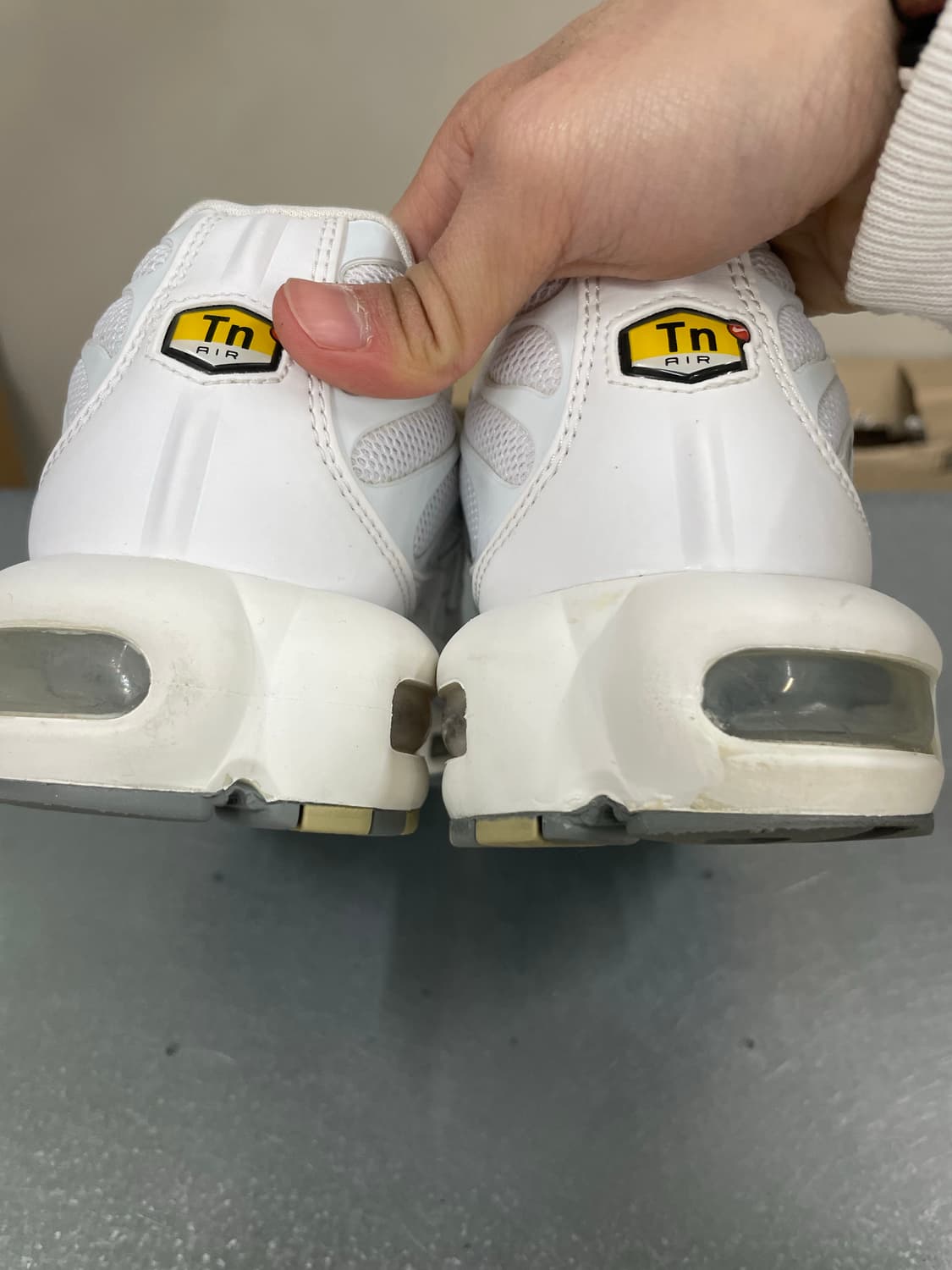 나이키 에어맥스 플러스 화이트 265 상품이미지8