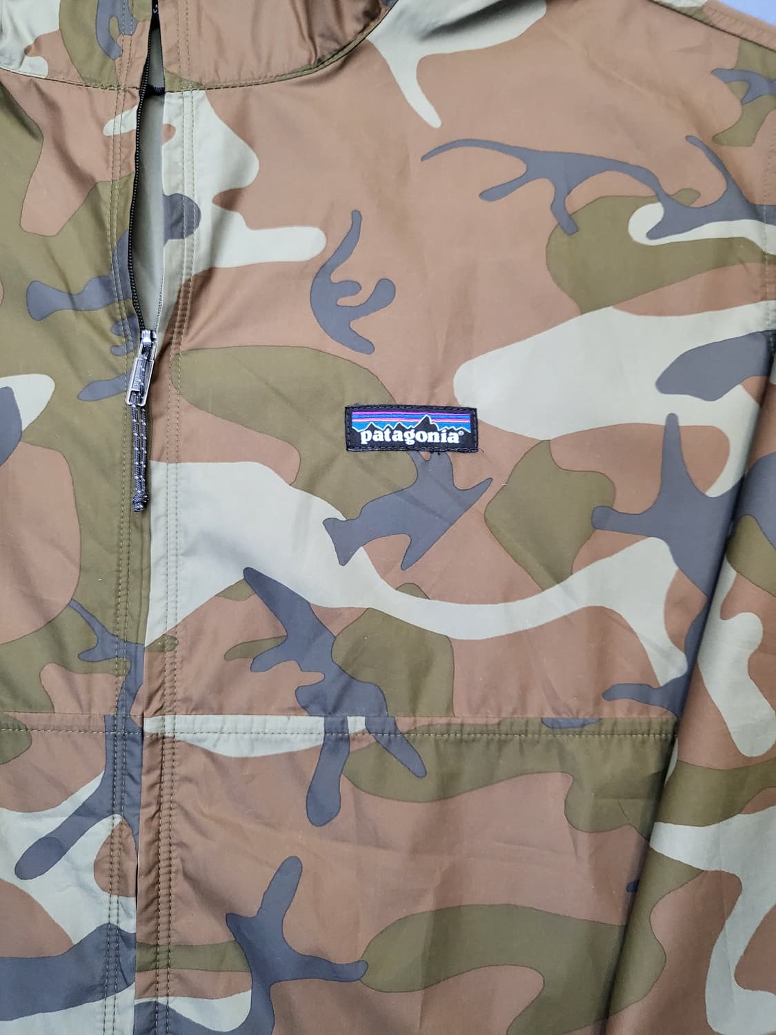 파타고니아 카모 바람막이 셋업 상품이미지4