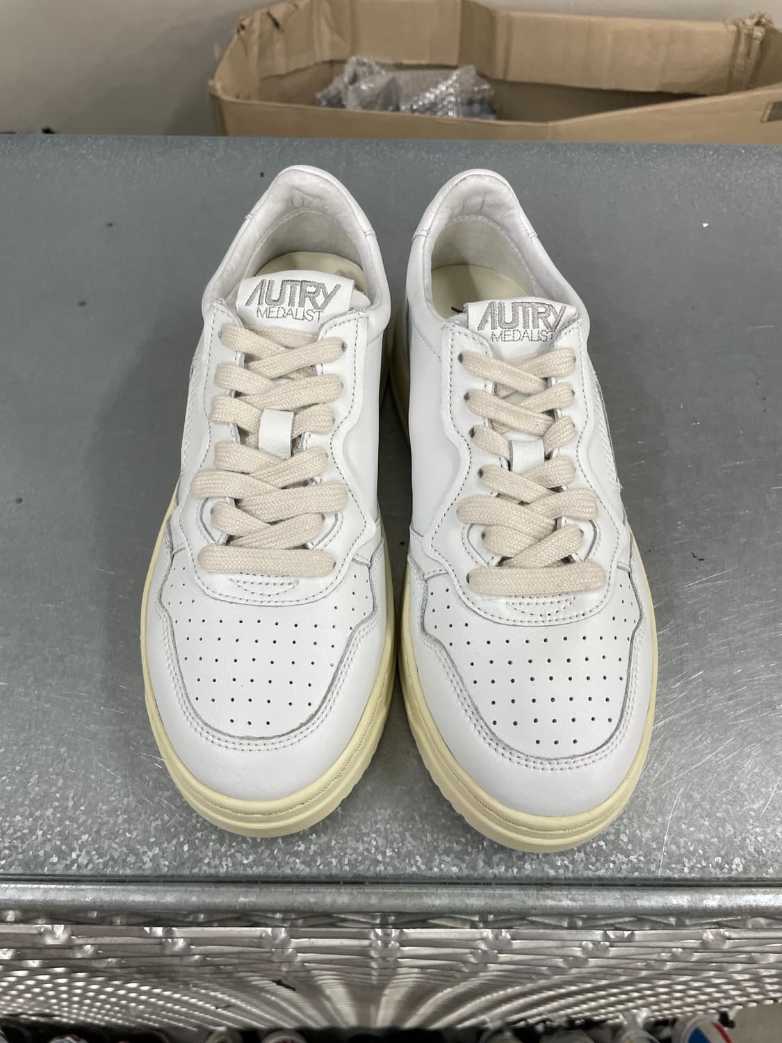 오트리 메달리스트 화이트 37 상품이미지5