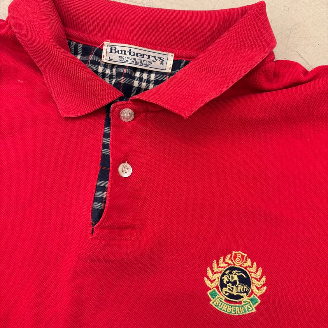 버버리 레드 스몰로고 카라티 상품이미지3