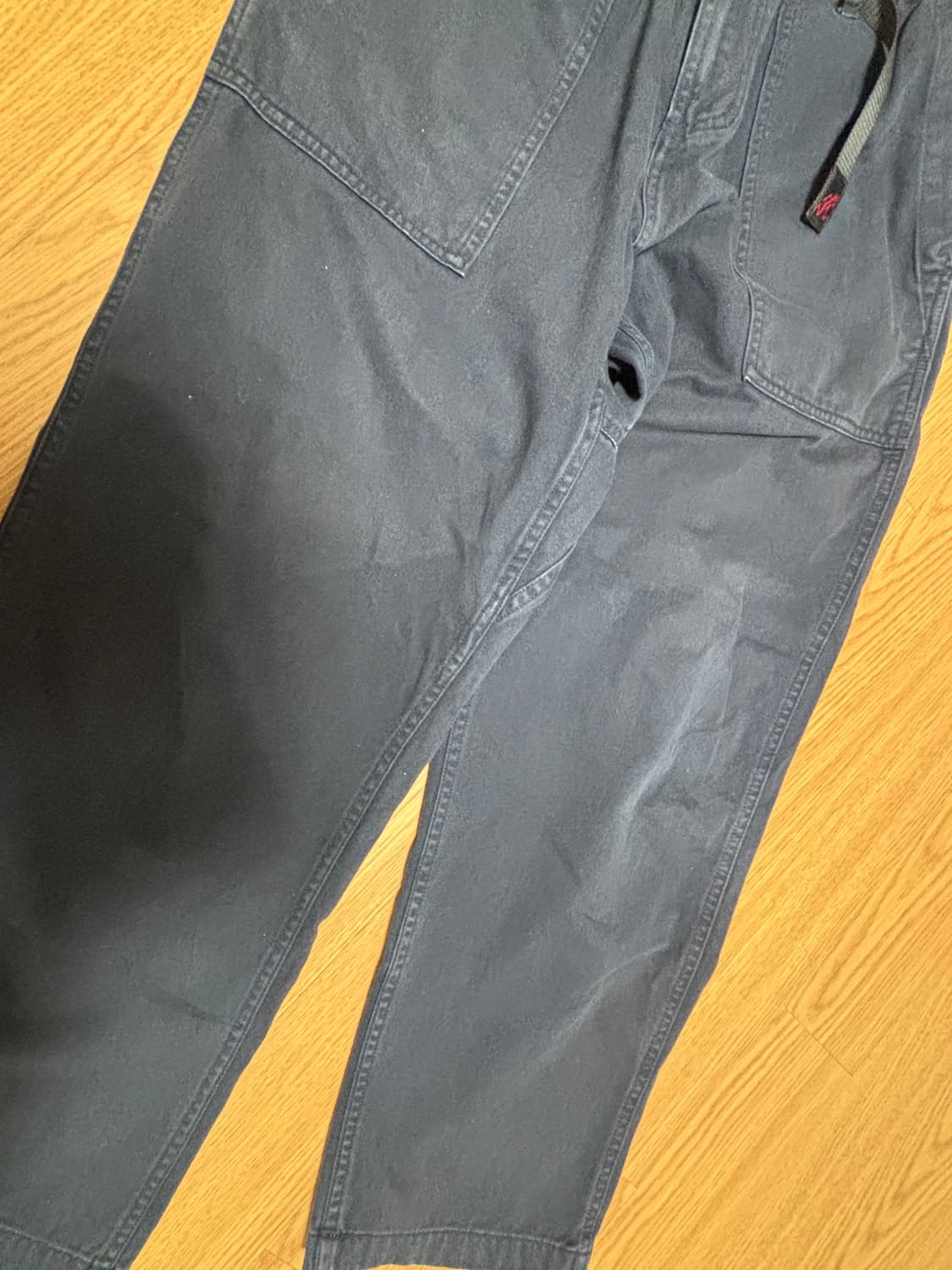 그라미치 루즈 테이퍼드 팬츠 M 네이비 상품이미지5