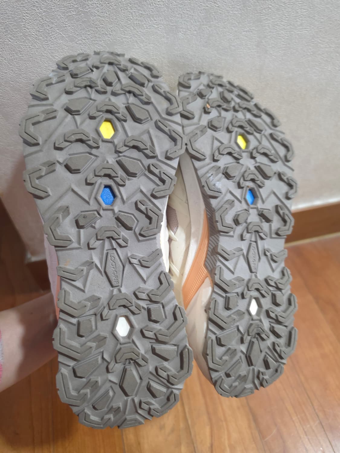 블랙야크 트레킹화 알파트렉 245 상품이미지8