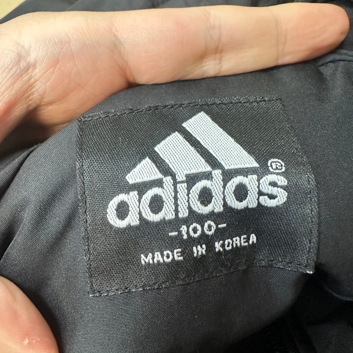 아디다스 00s 백로고 블랙누빔점퍼 100 상품이미지4