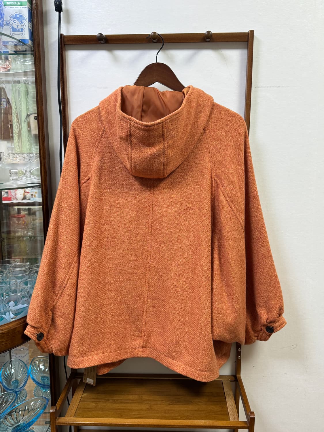 코랄 버튼 가오리코트 상품이미지2