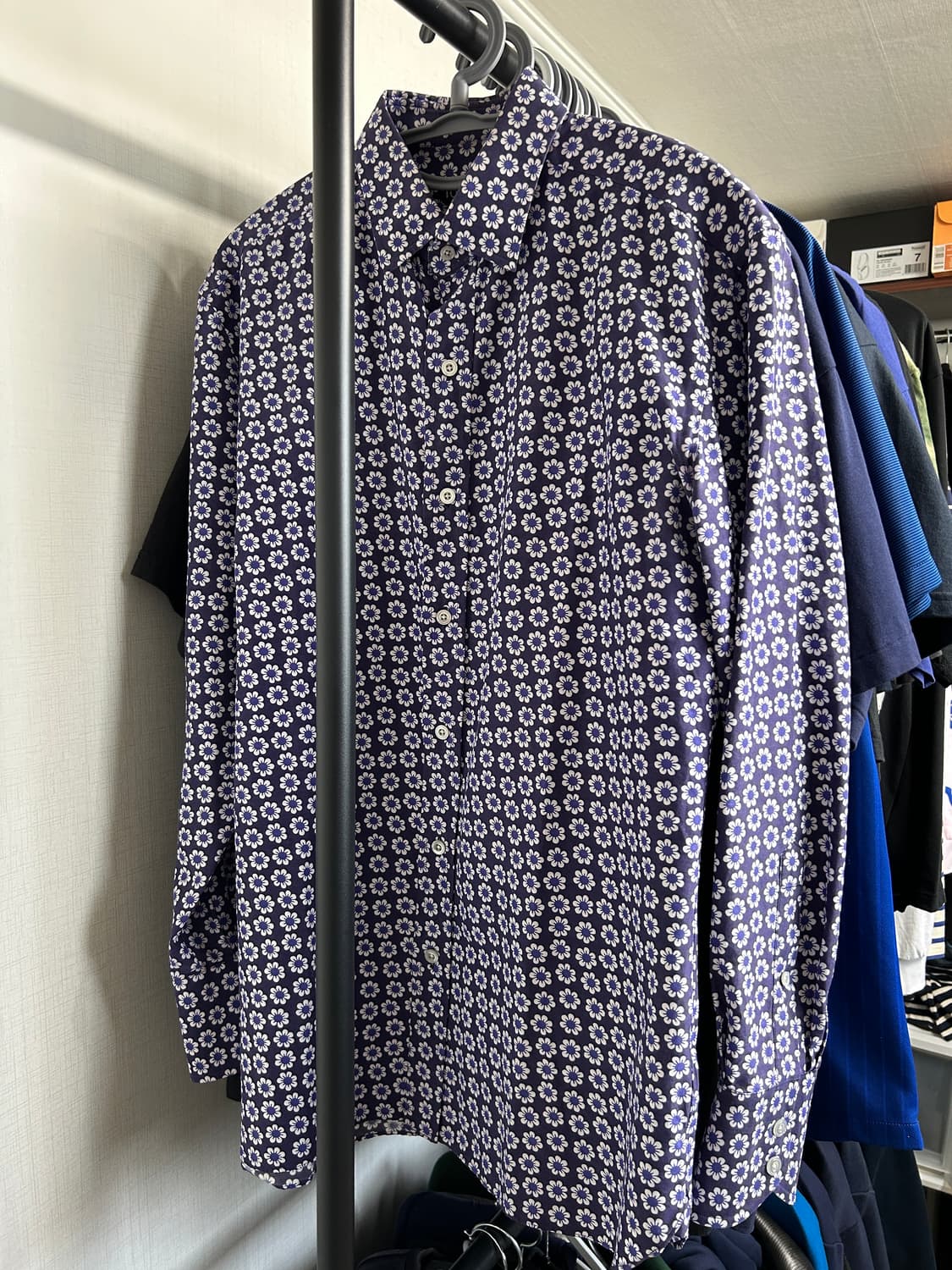 톰포드 플라워 셔츠 상품이미지1