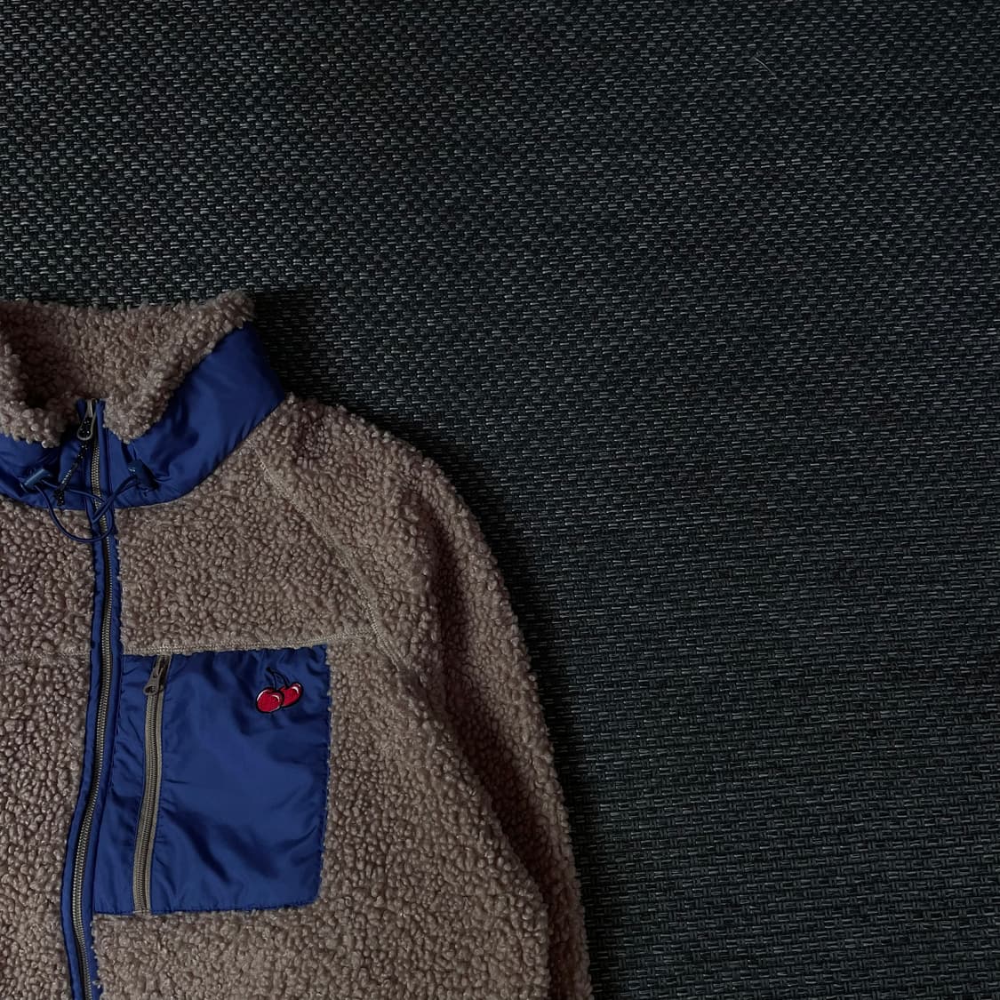 키르시 베이지 블루포켓 뽀글이 플리스 후드집업 1  상품이미지3