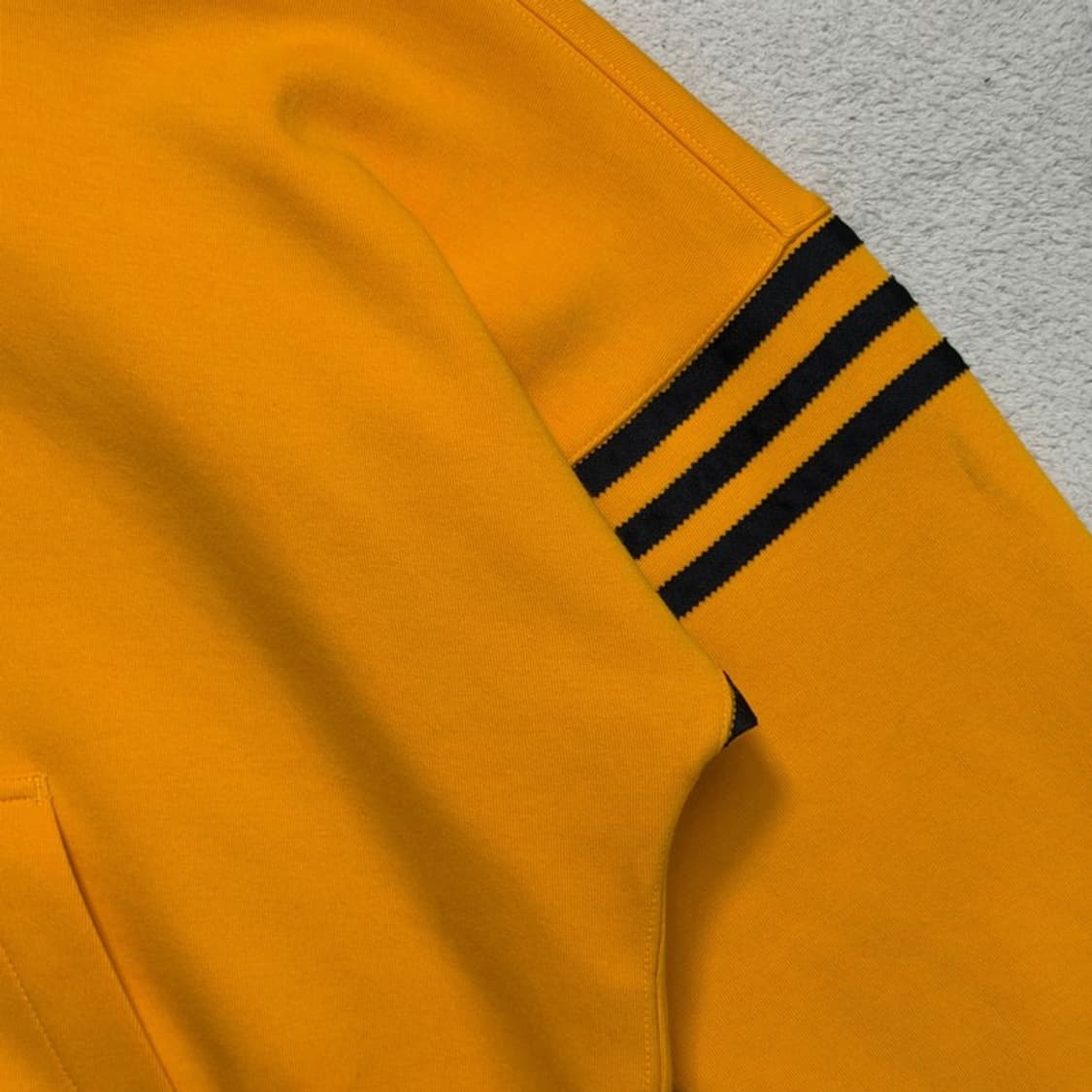 아디다스 오리지널스 뉴클래식 트레포일 후드 티셔츠 옐로우 S 상품이미지3