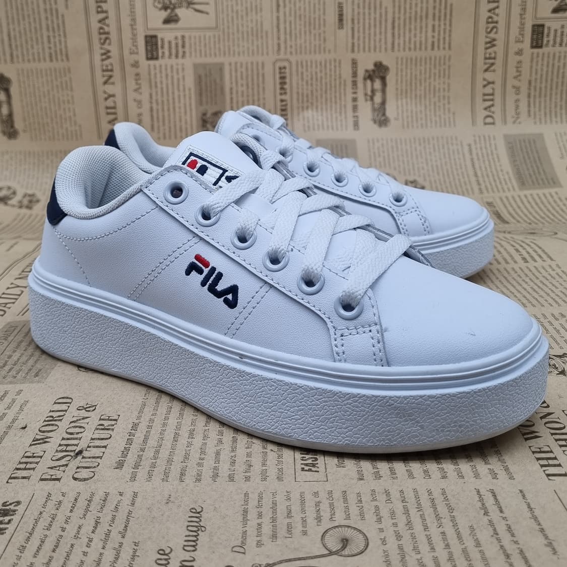 휠라 코트디럭스 여성운동화230 상품이미지1