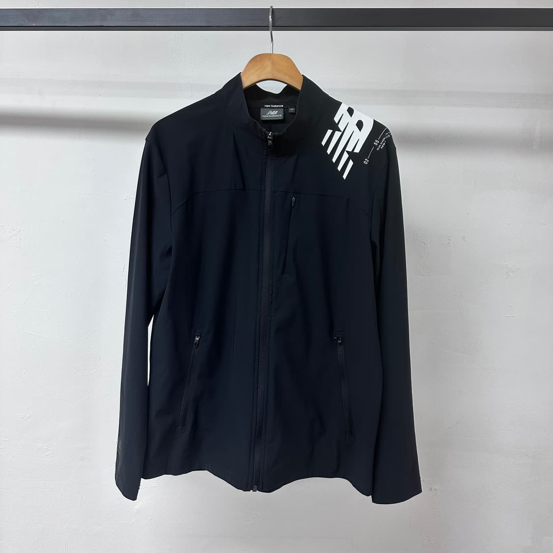 뉴발란스 NB 러닝 집업 트레이닝 자켓 나일론 스판 집업 100 J33 상품이미지1
