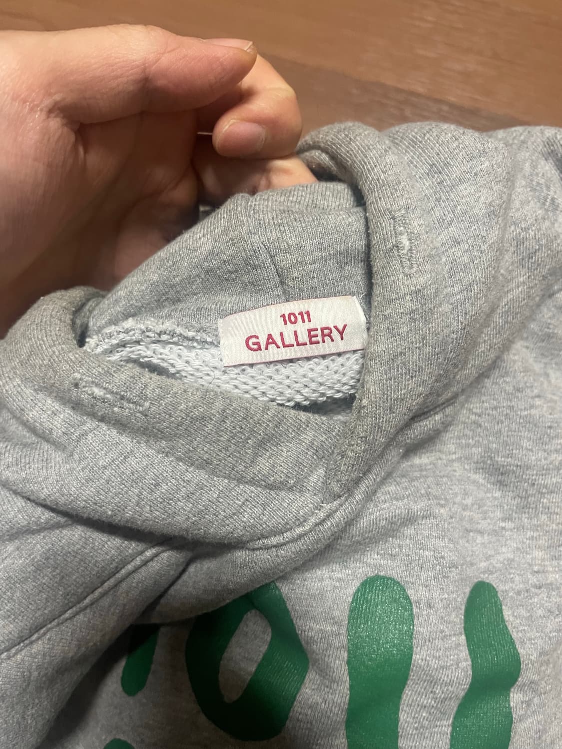 1011갤러리 후드티 상품이미지2