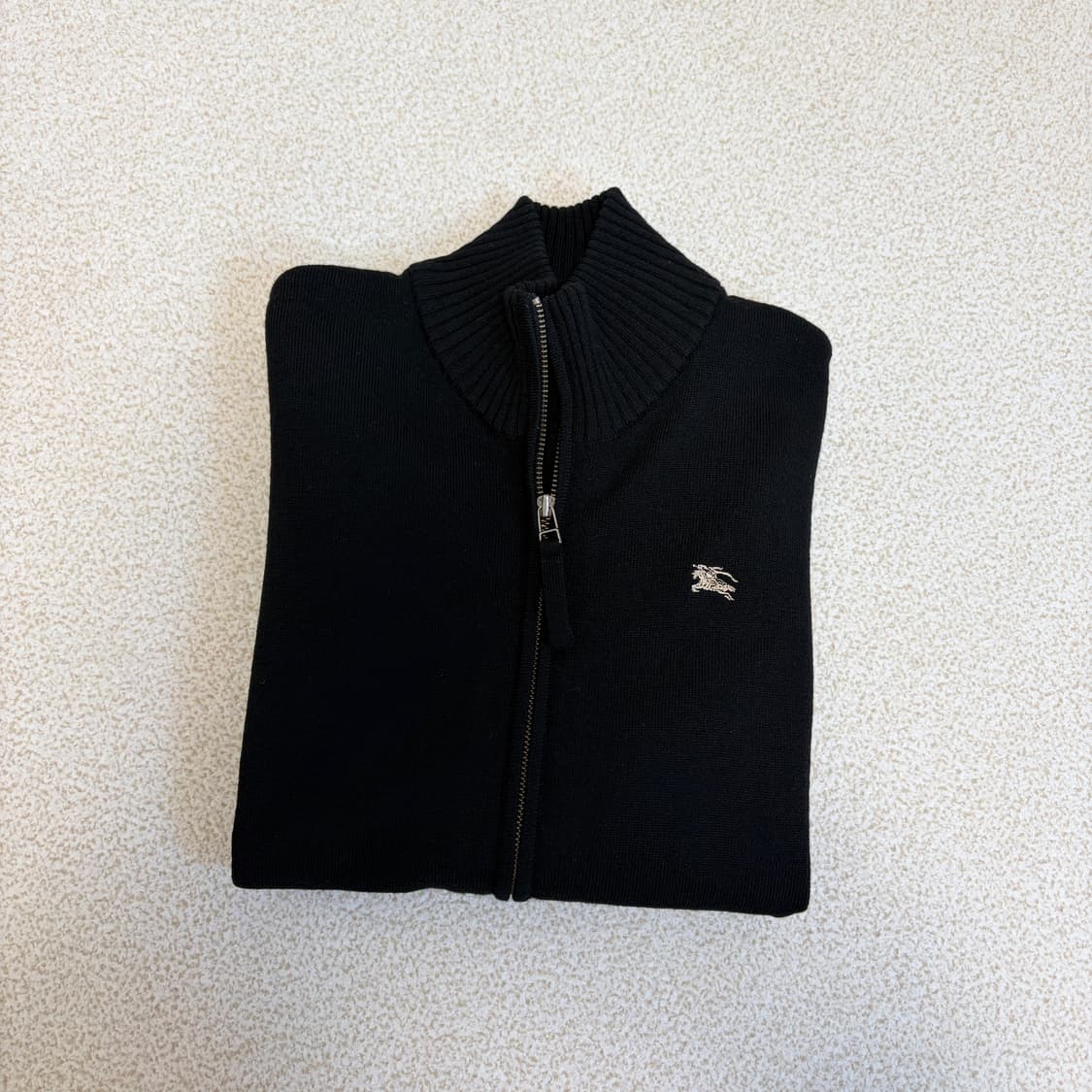 버버리 울 니트 집업 가디건 블랙 상품이미지8