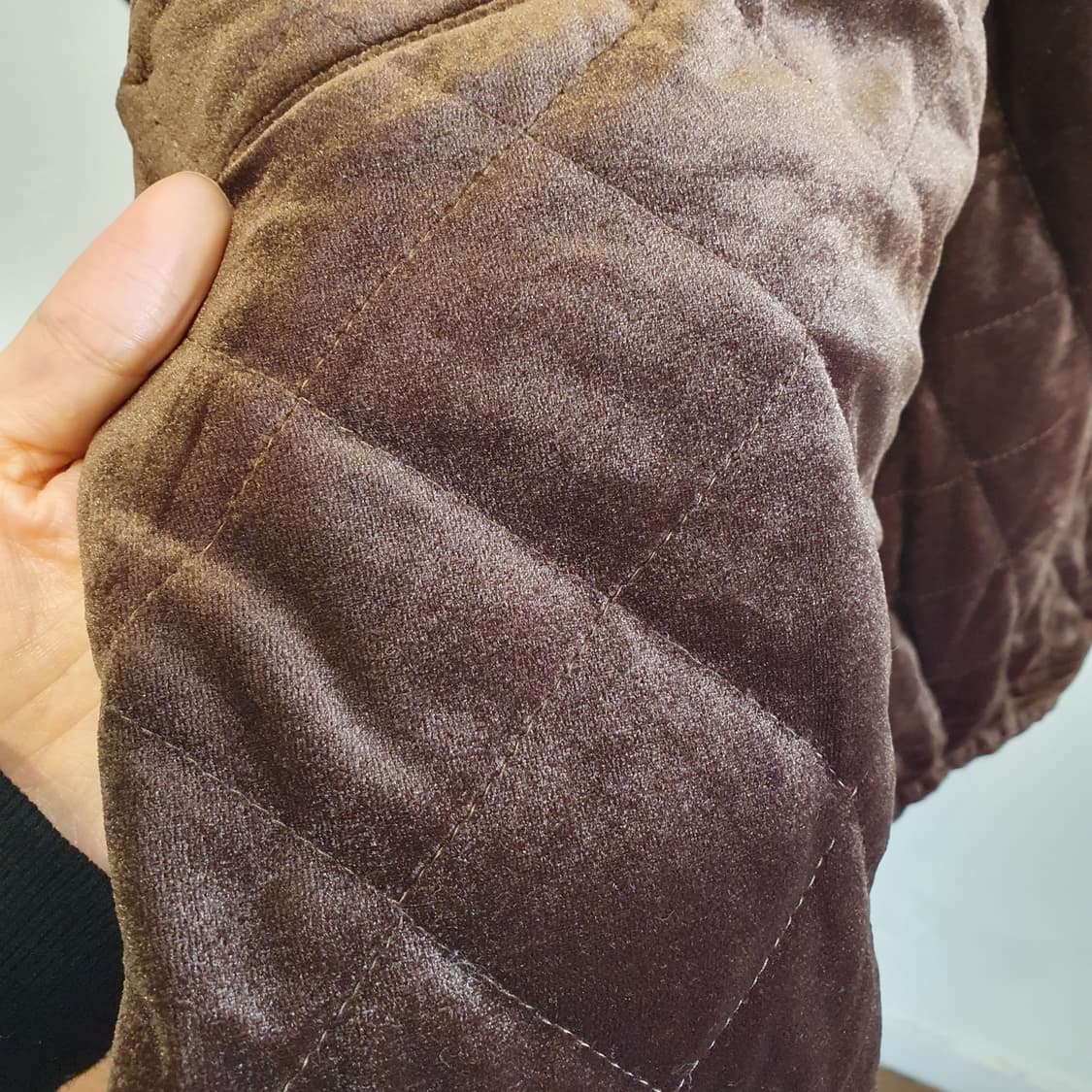 koret 벨벳 퀼팅 점퍼 상품이미지5