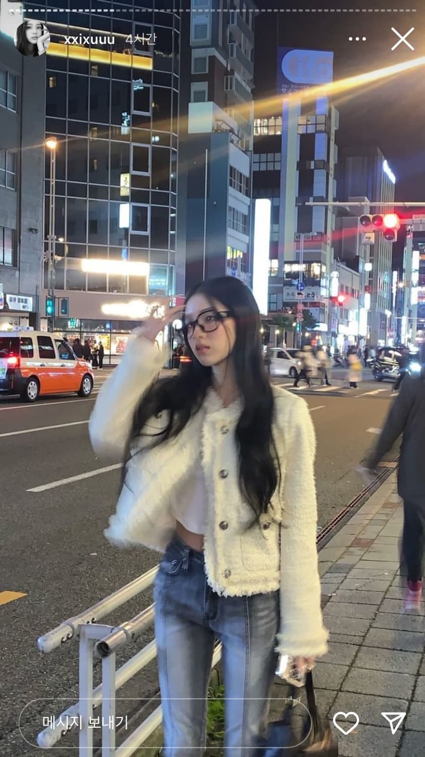 카키포인트 크롭 트위드 자켓 화이트 상품이미지4