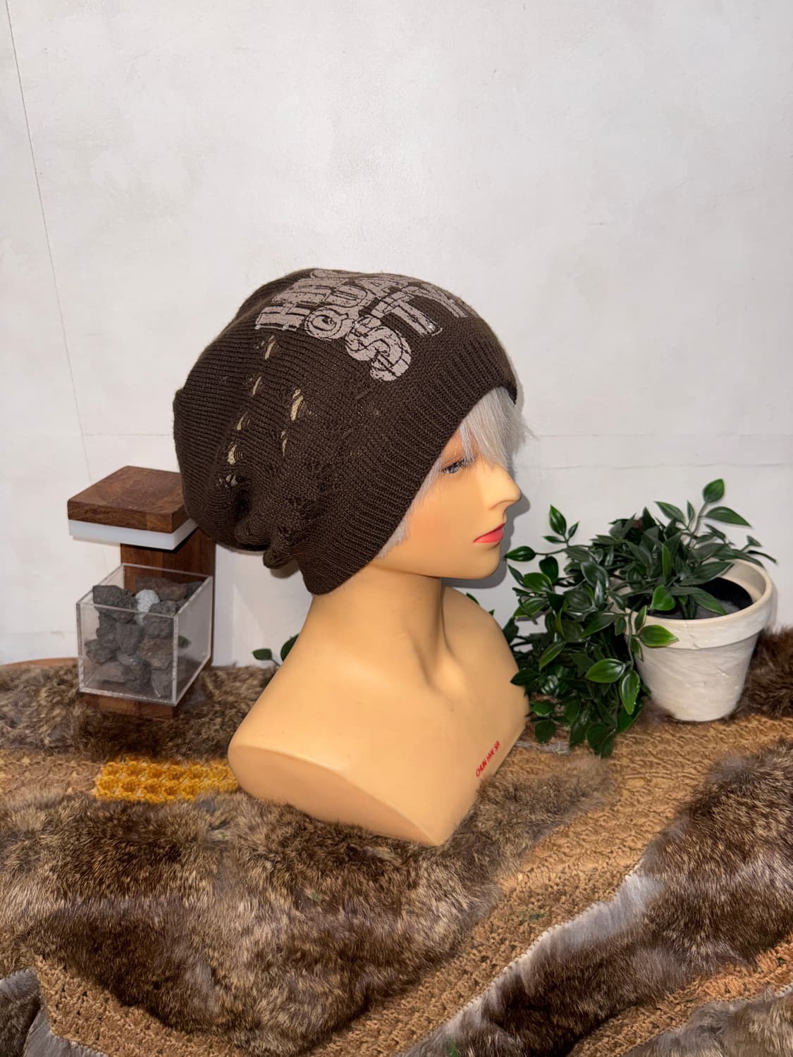 Brown damaged stripe reversible beanie 상품이미지5