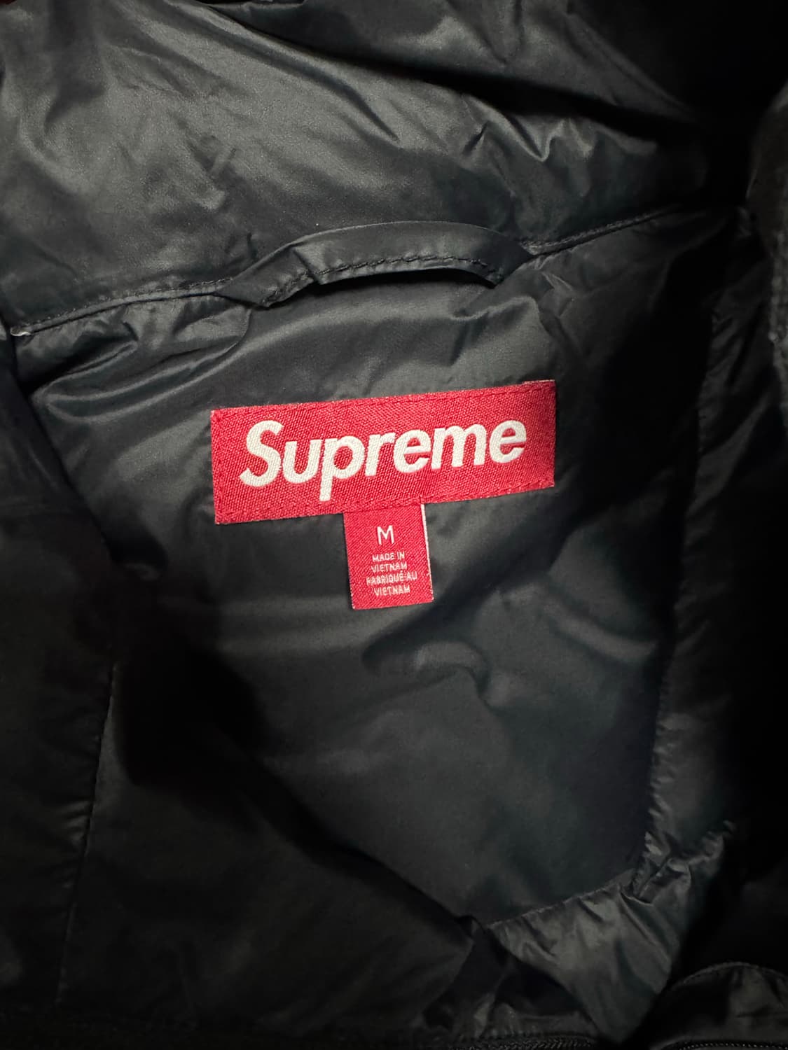 (M) 슈프림 마이크로 다운 하프 집 후드 풀오버 블랙 24 FW 상품이미지5
