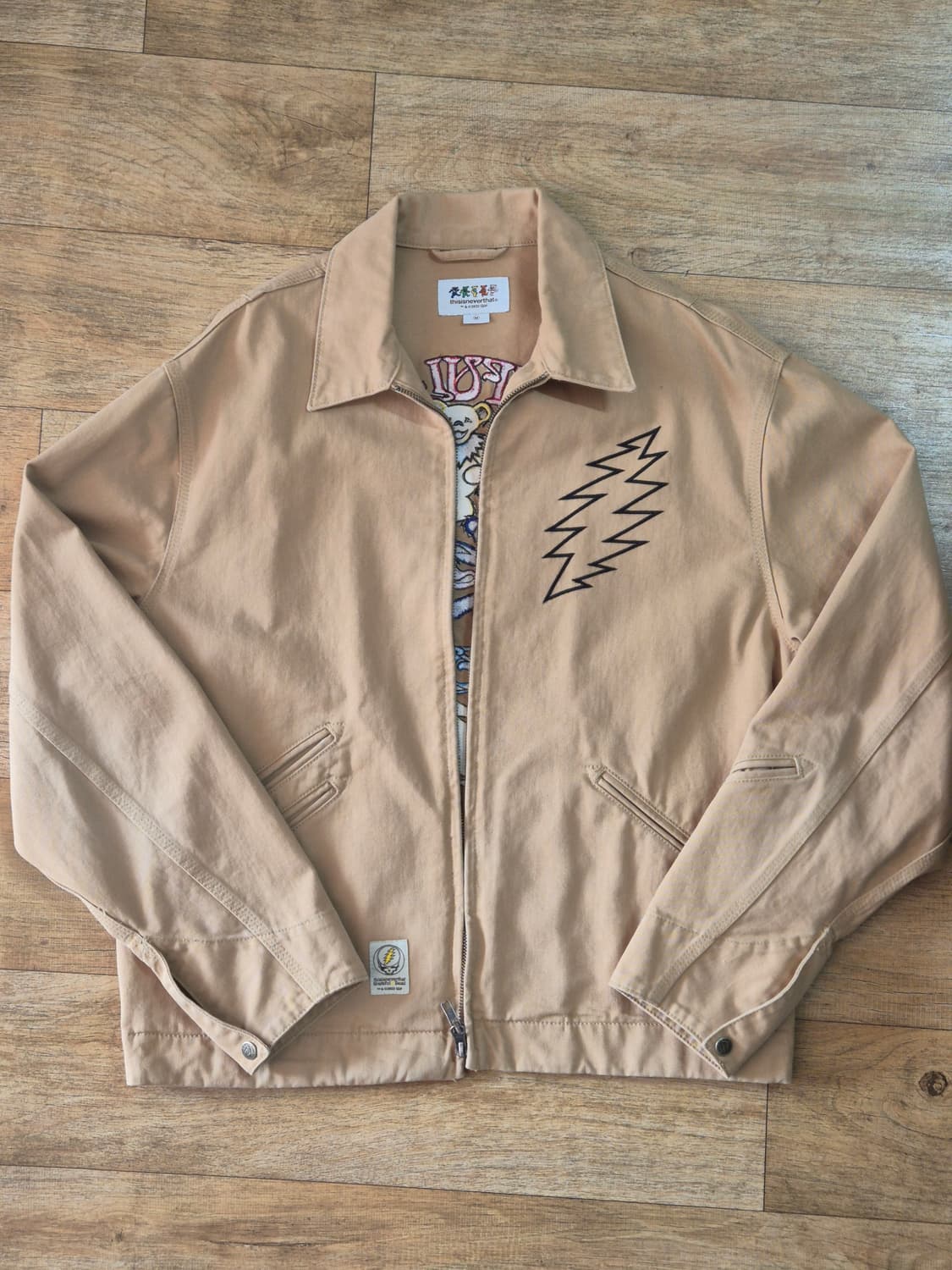 디스이즈네버댓 x 그레이트풀 데드 라이트닝 카펜터 자켓 탄 상품이미지2