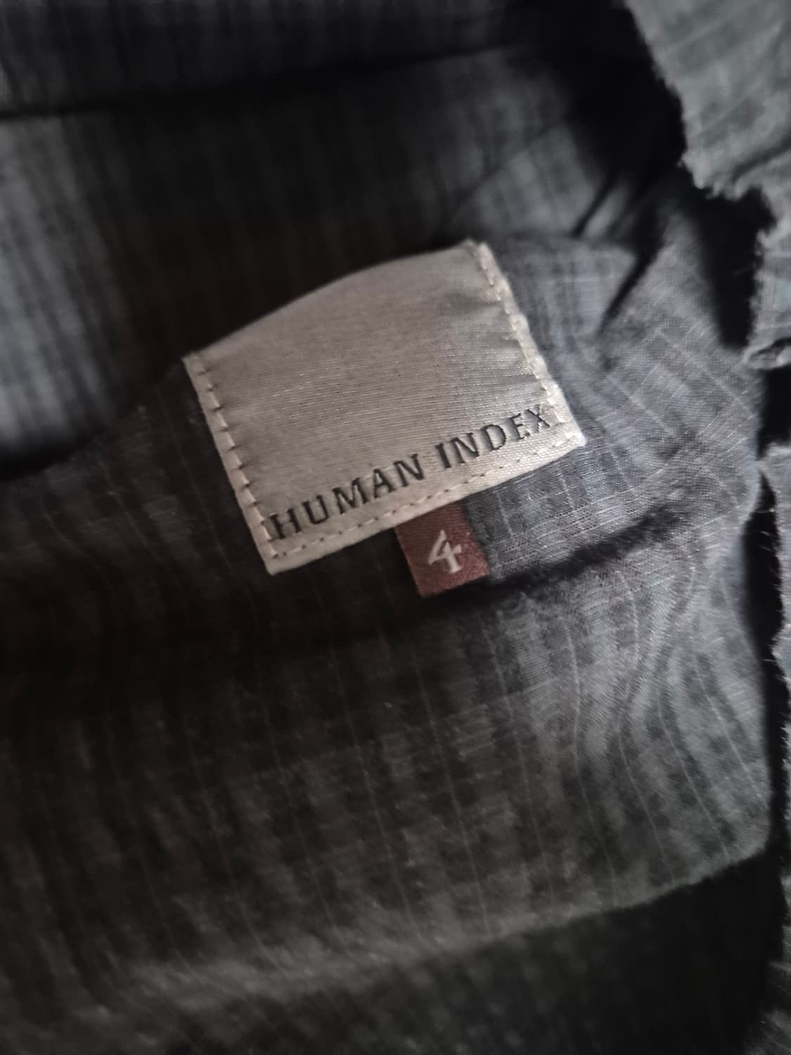 폴리테루 휴먼체크후디파카 차콜 4사이즈 상품이미지3