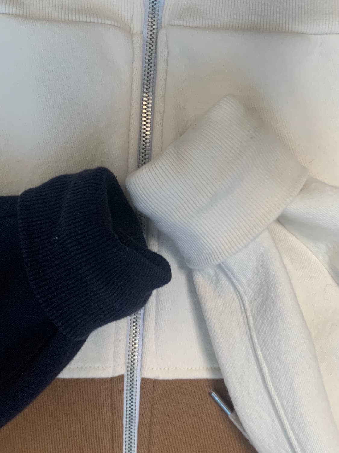 아더에러 후드집업 사이즈 3 상품이미지3