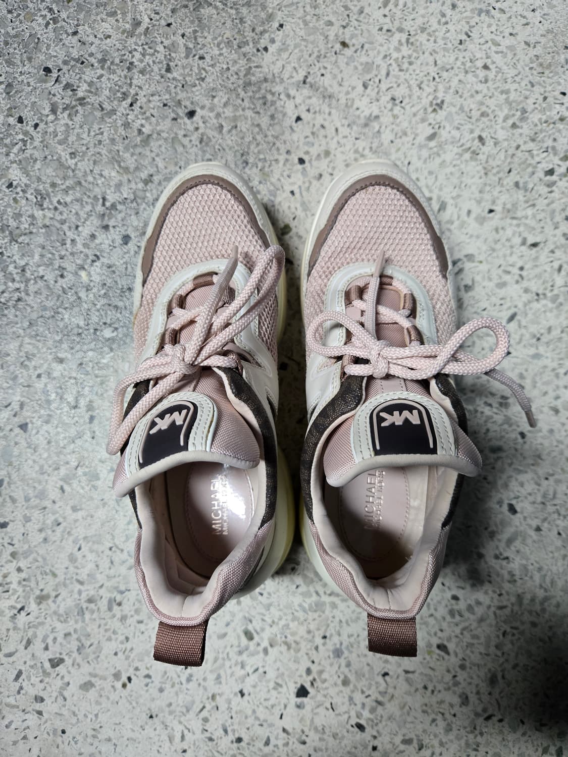 마이클코어스 올림피아 트레이너 스니커즈 6M 상품이미지2