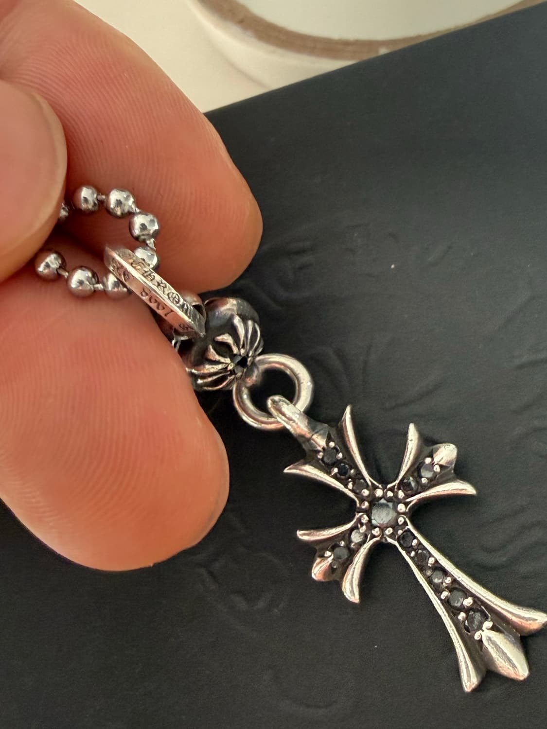 크롬하츠 원볼 타이니크로스 블랙 파베 상품이미지5