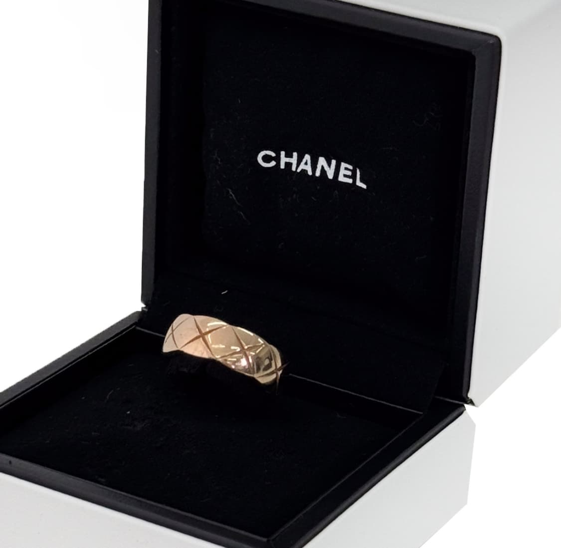 [48] Chanel 샤넬 여성 코코크러쉬링 퀄티드 반지 스몰 베이지골드 상품이미지2