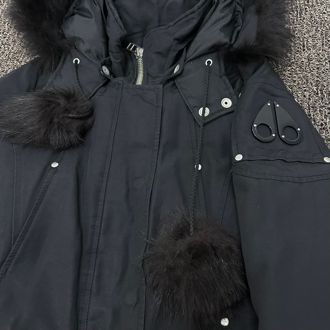 무스너클 여성 스틸링 롱 덕다운 패딩 블랙 매장판 XS 상품이미지3