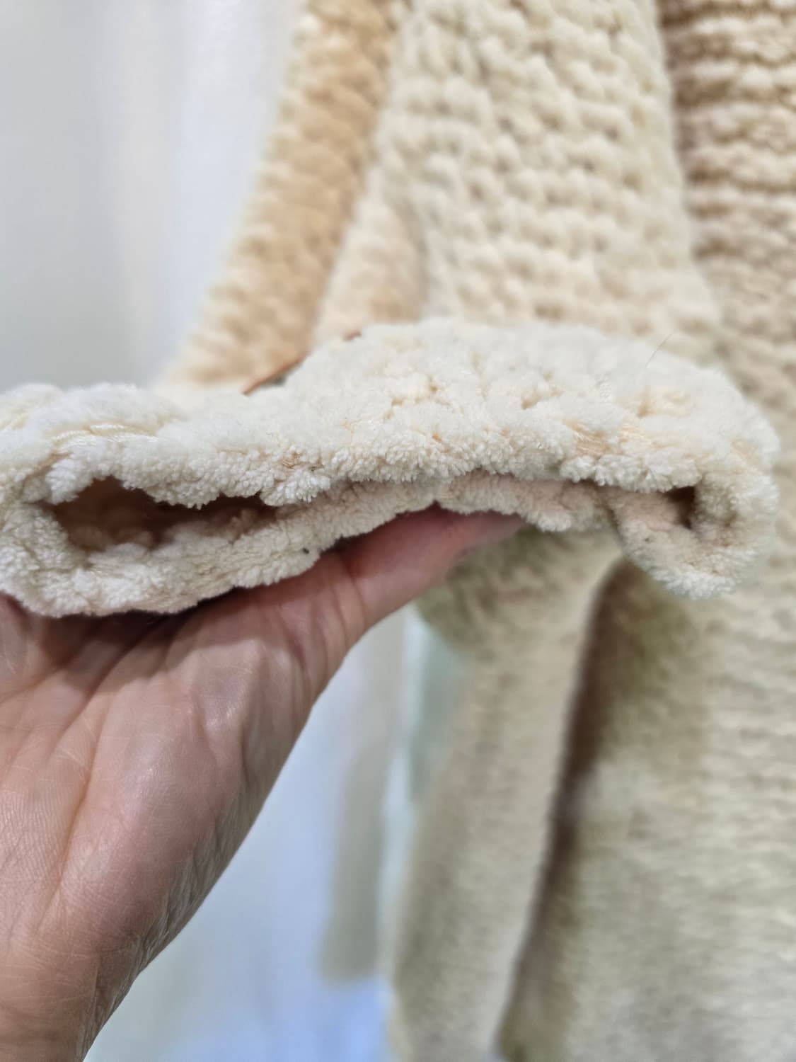 소프트 벨벳 니트 오버핏 상품이미지4