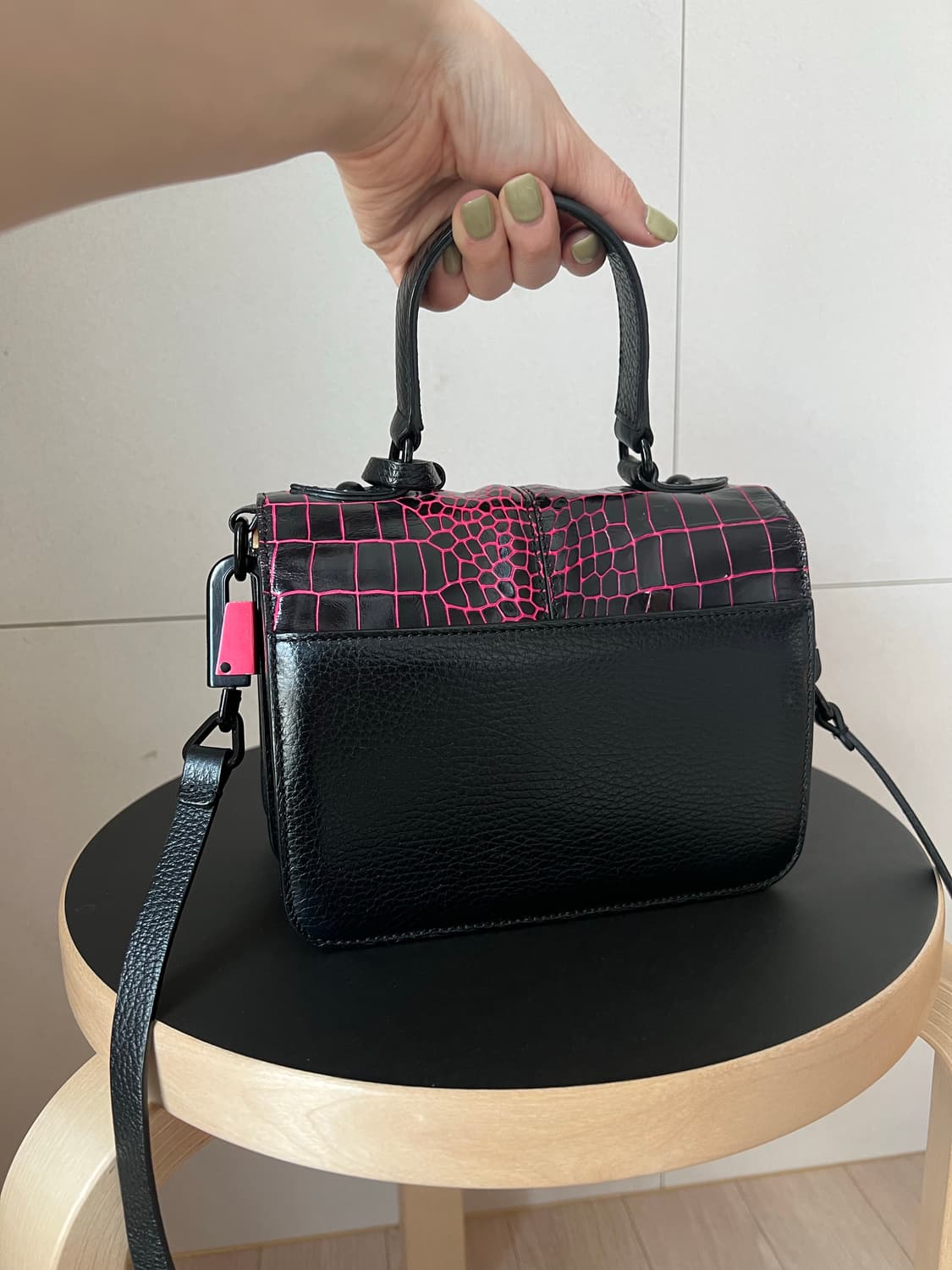 겐조 Kenzo 송아지 가죽 숄더백 상품이미지5