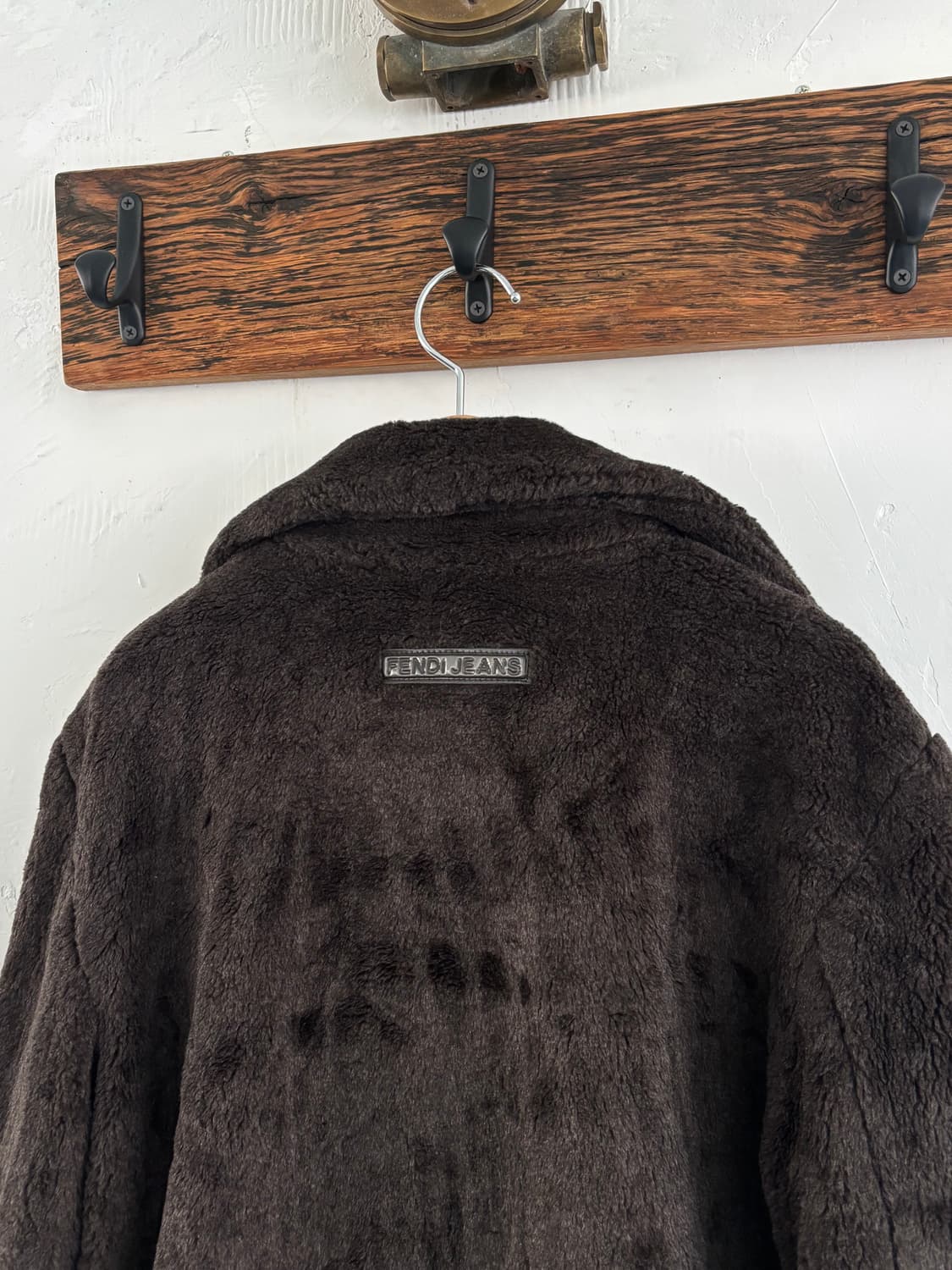 FENDI 펜디 페이크퍼 딥브라운 더블 코트 상품이미지9