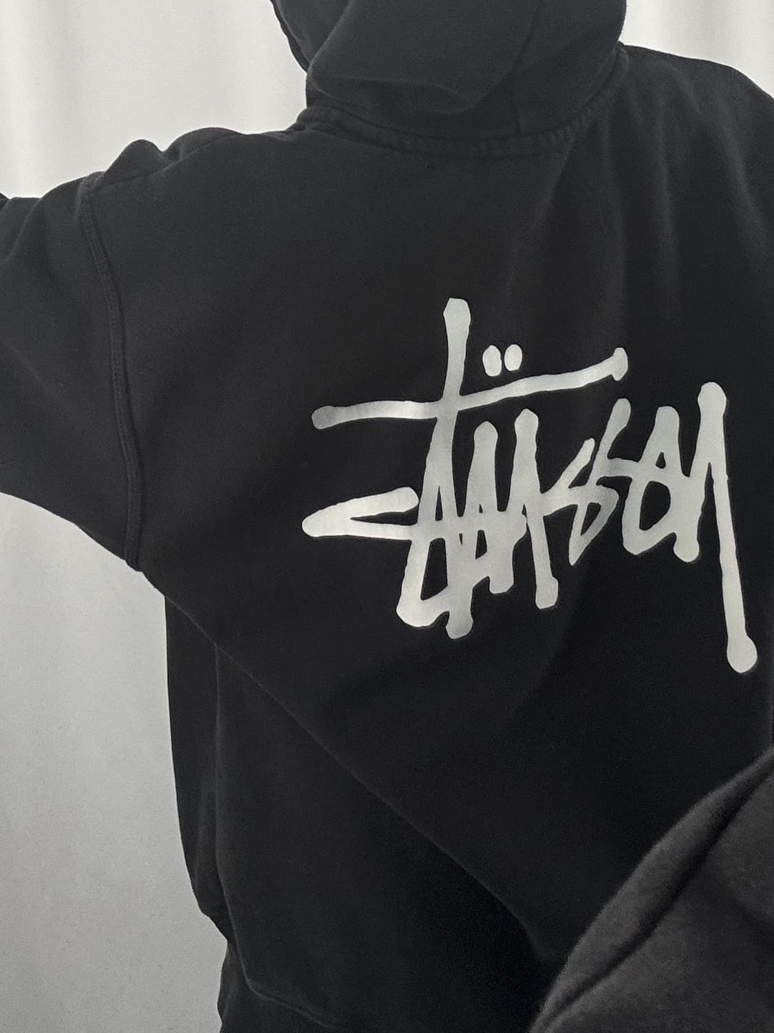 스투시 베이직 로고 블랙 후드집업 상품이미지3