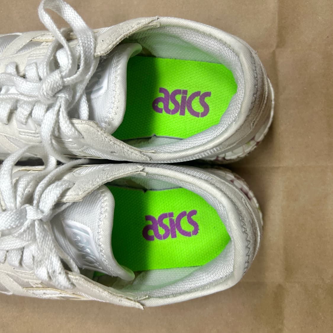 아식스 운동화 240mm 아식스 타이거 젤라이트 화이트 1193A074 상품이미지6