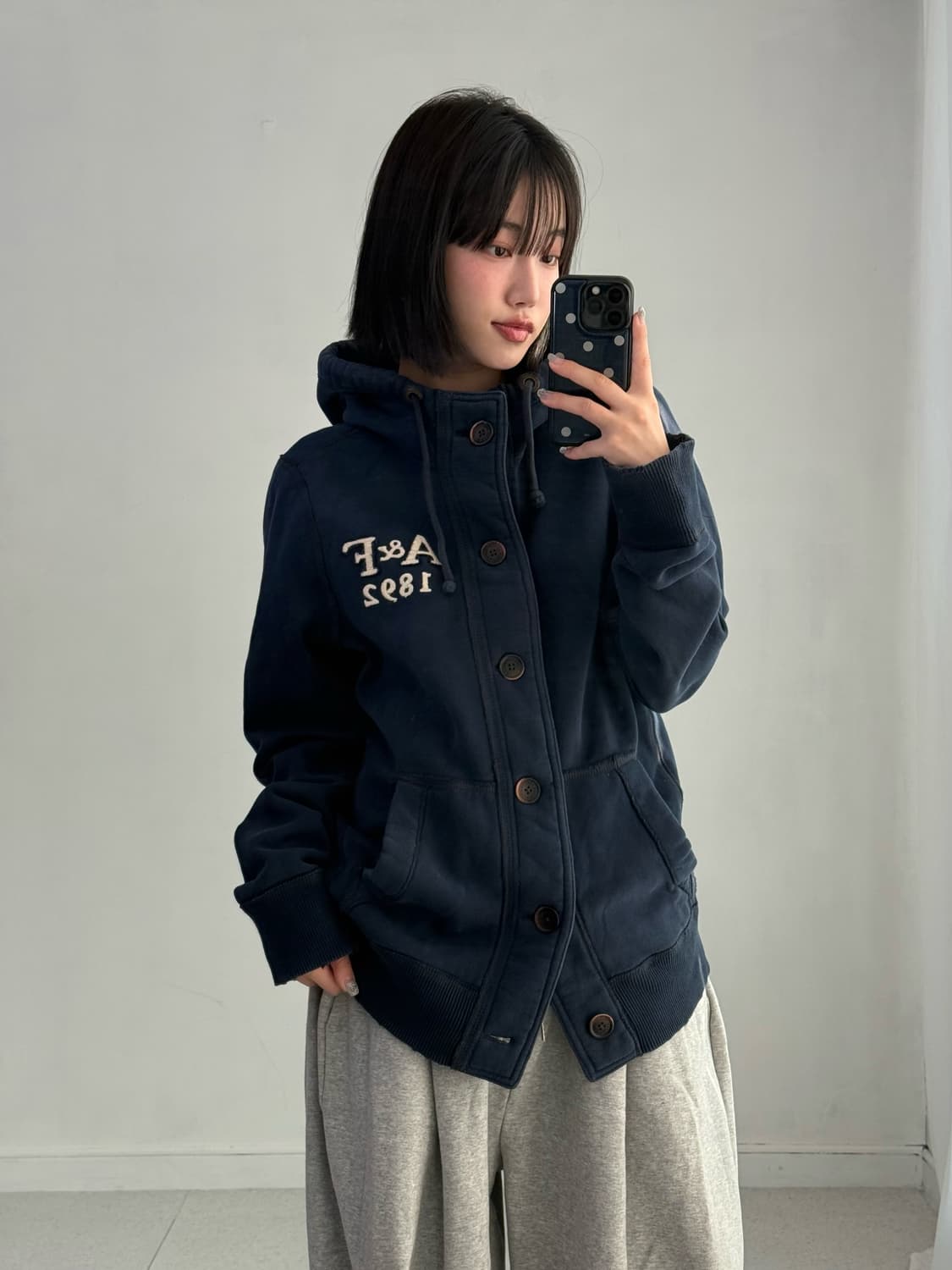 아베크롬비 네이비 버튼 후드집업 상품이미지4