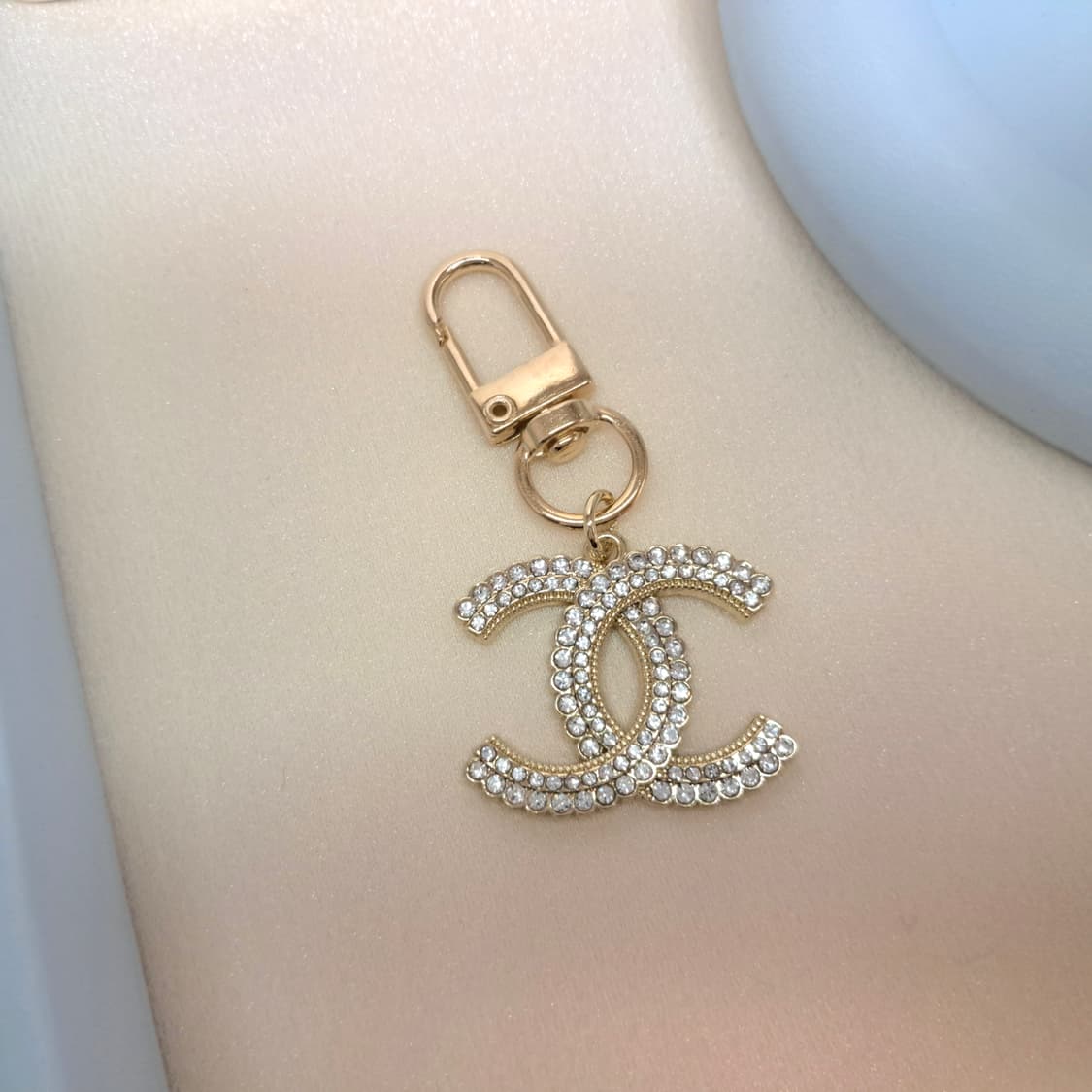 2+1 행사) 샤넬 키링 빈티지 펜던트 크리스탈 cc 상품이미지2