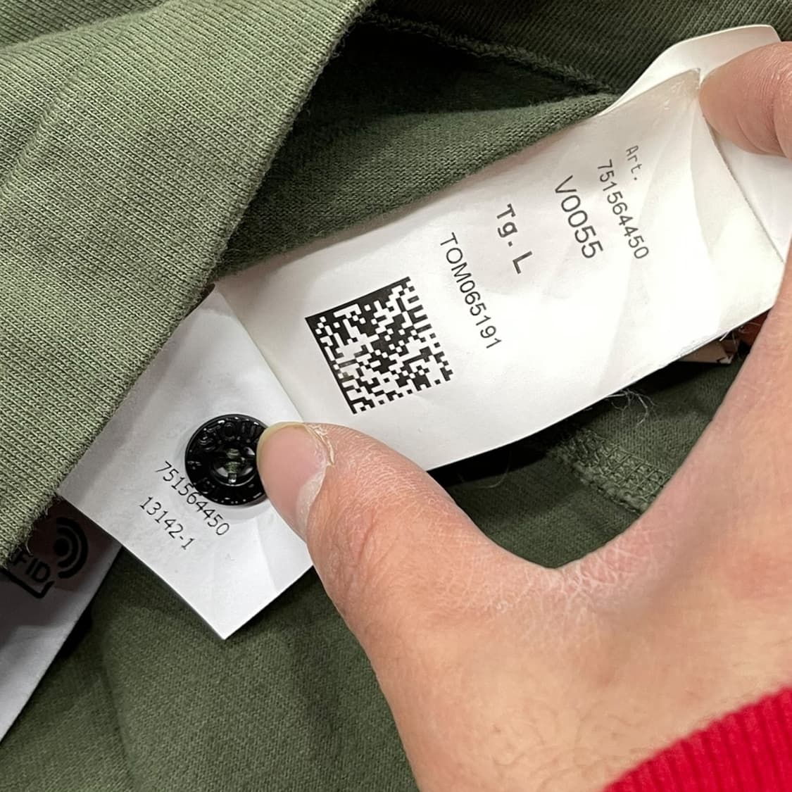 스톤아일랜드 와펜 롱슬리브 상품이미지10