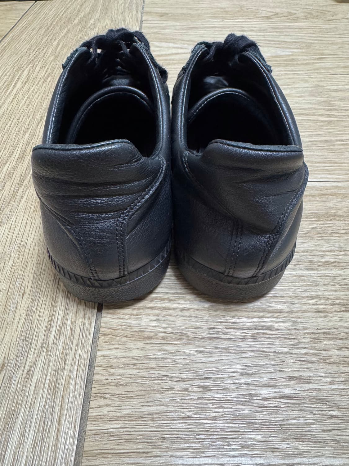 리오파 비이커 블랙 42 상품이미지4