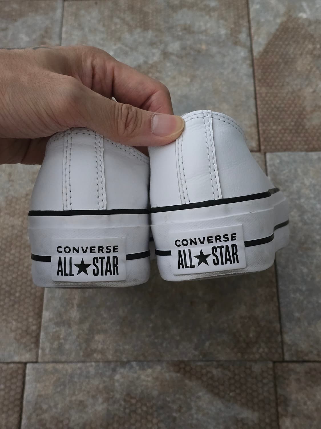 (220)컨버스 척테일러 올스타 리프트 레더 로우 상품이미지8