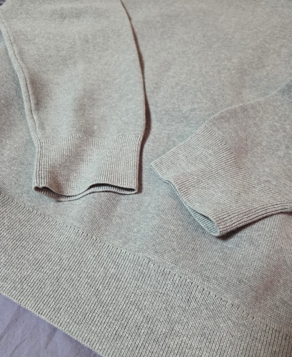 유니클로 크루넥 니트 그레이 XL 상품이미지4