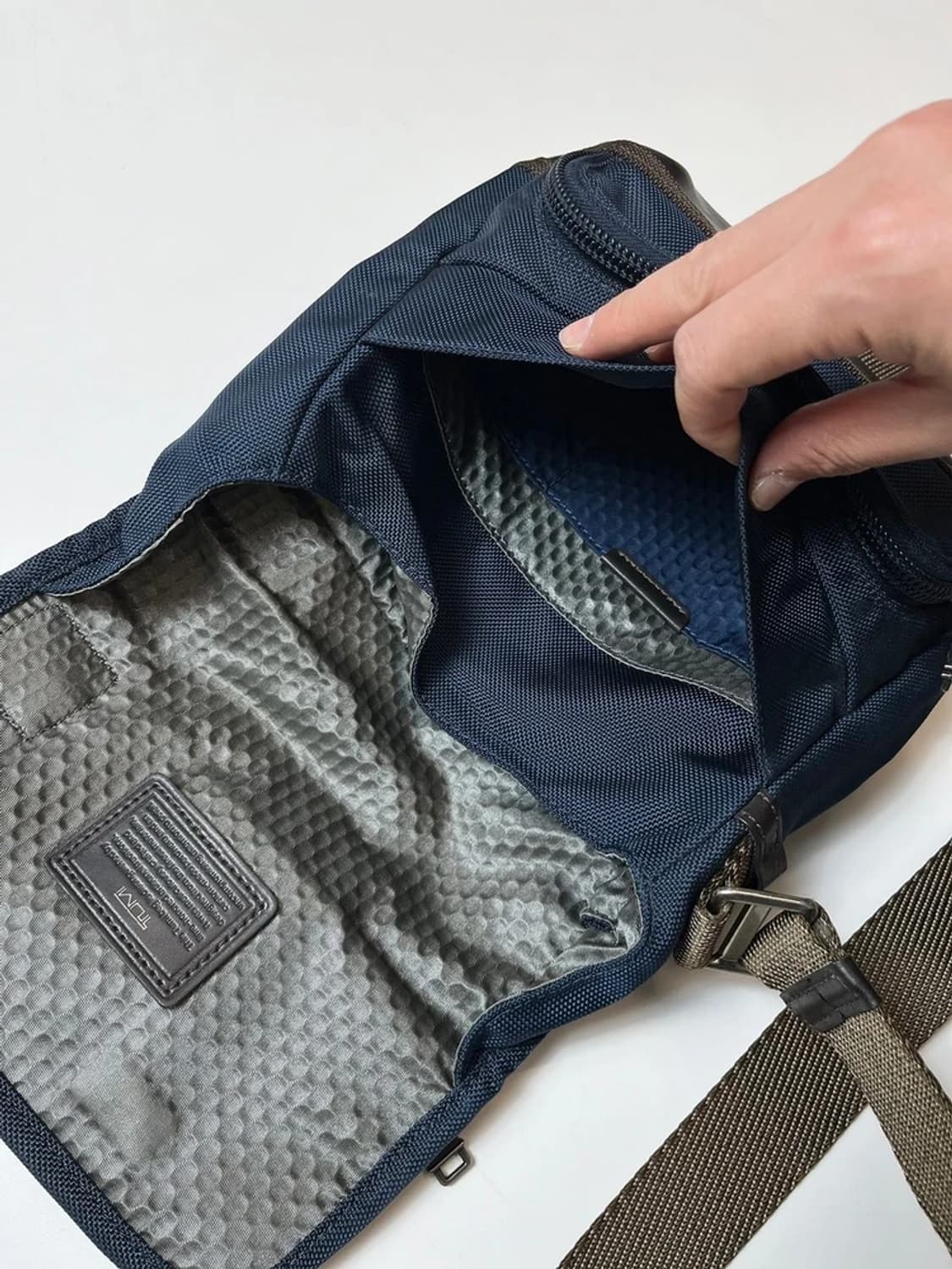 투미 알파 브라보 바스토우 크로스바디 Q1358 상품이미지8