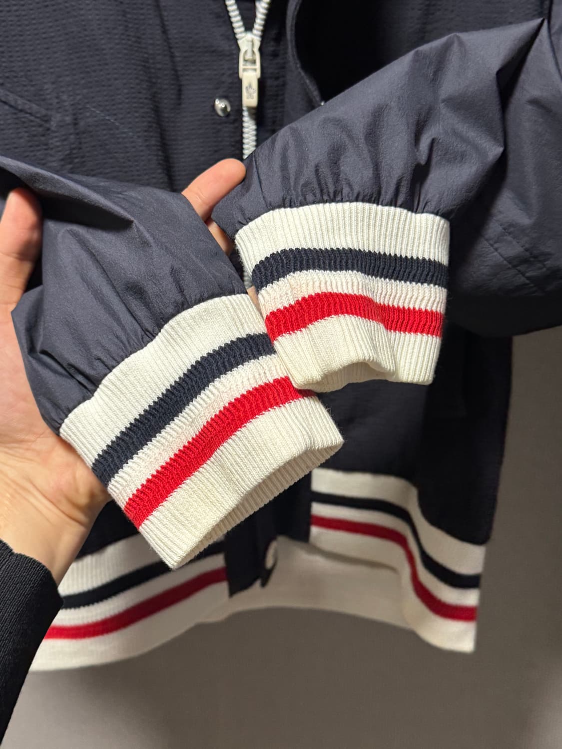 [3] 몽클레어 감마블루 집업자켓 네이비 상품이미지4