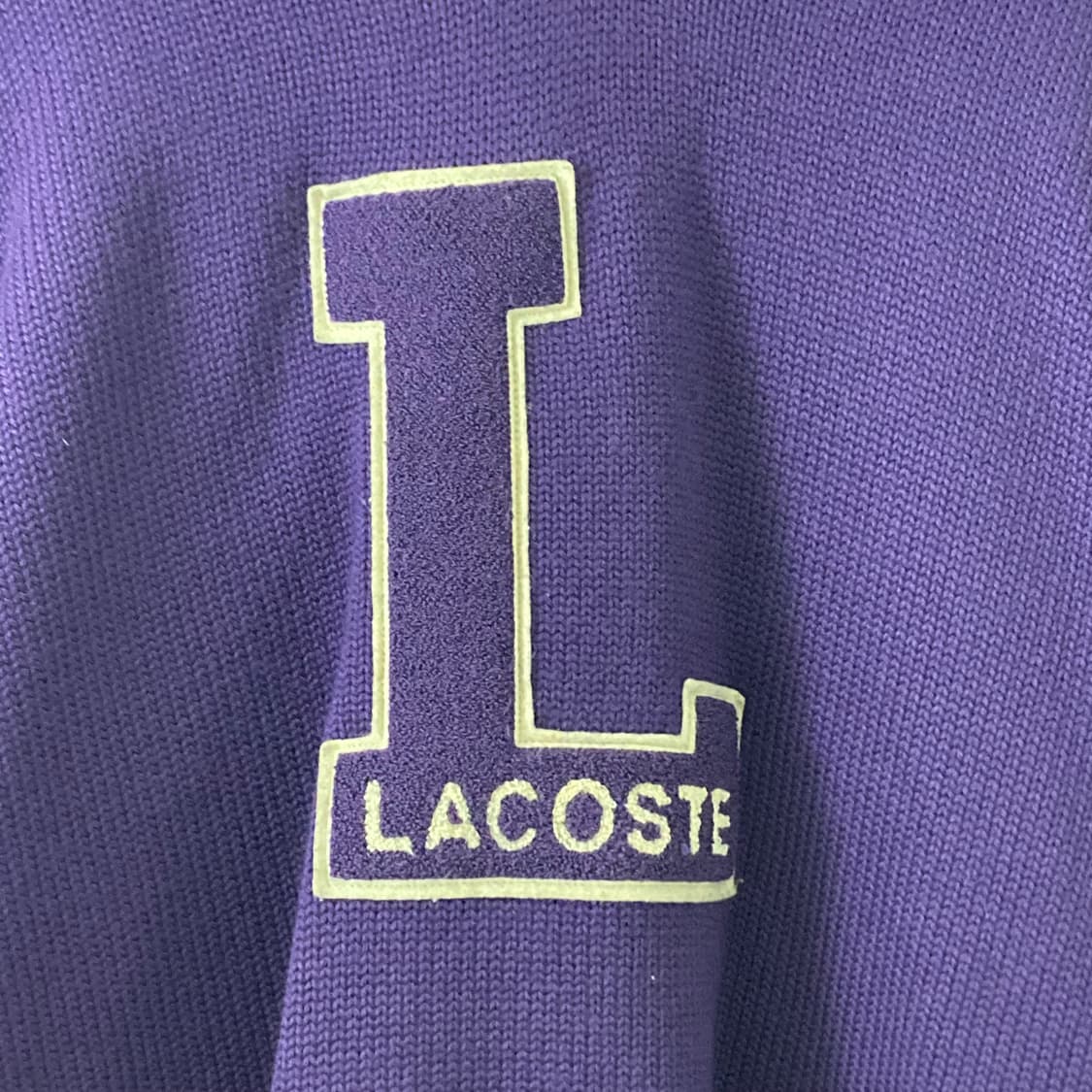 라코스테 퍼플 빅로고 브이넥 니트 상품이미지3