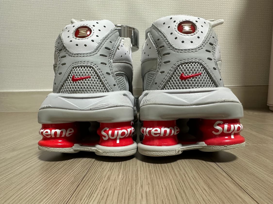슈프림 x 나이키 샥스 라이드 2 TL 상품이미지2